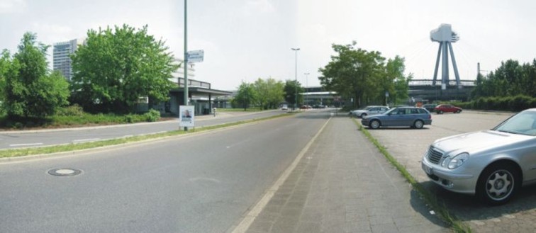 [ Foto: Bahnhofsvorplatz ]